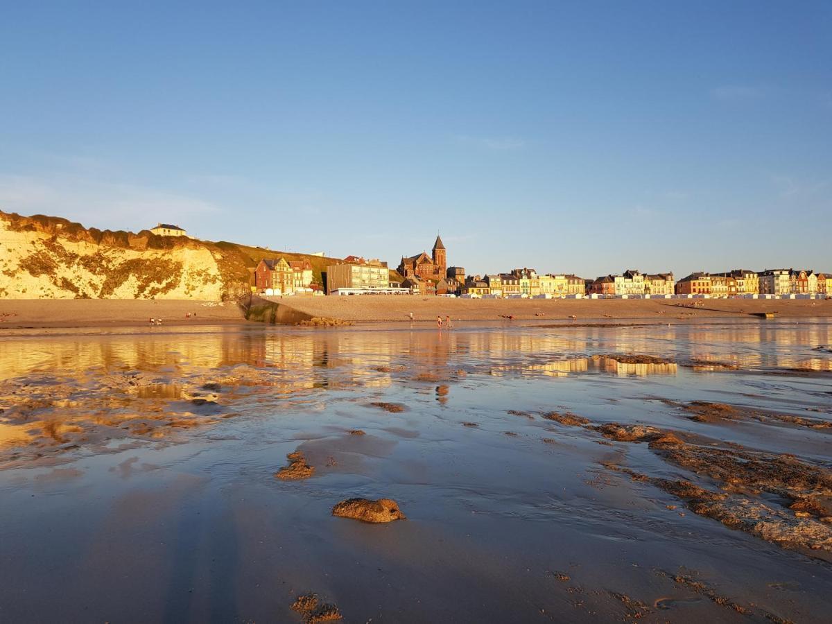 Plage A 50M Appartement Reves Tranquilles Villa Les Bains De Mers Buitenkant foto