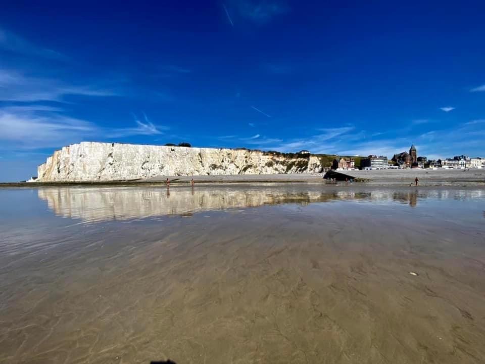 Plage A 50M Appartement Reves Tranquilles Villa Les Bains De Mers Buitenkant foto